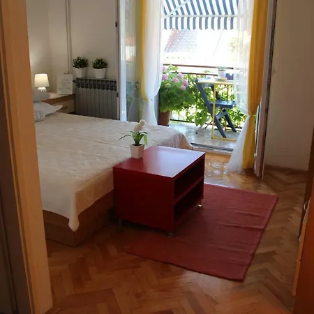 Marta Guest house