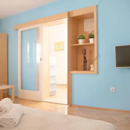 Marta 3* ماكارسكا